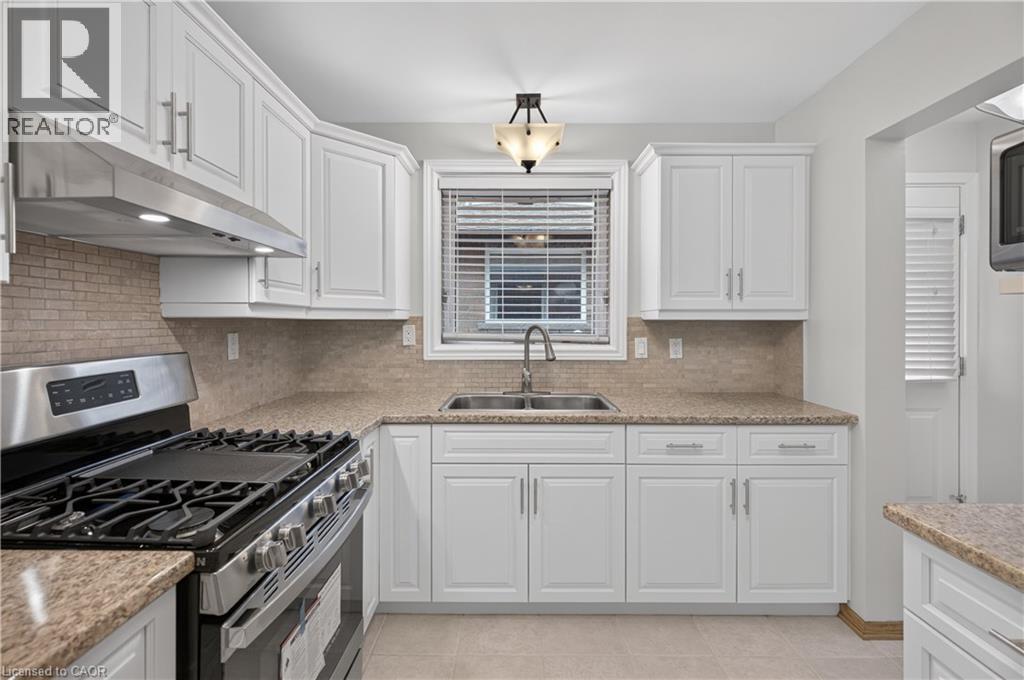 41 Darlington Drive, Hamilton, ON - Indoor Photo Showing Kitchen With Double Sink