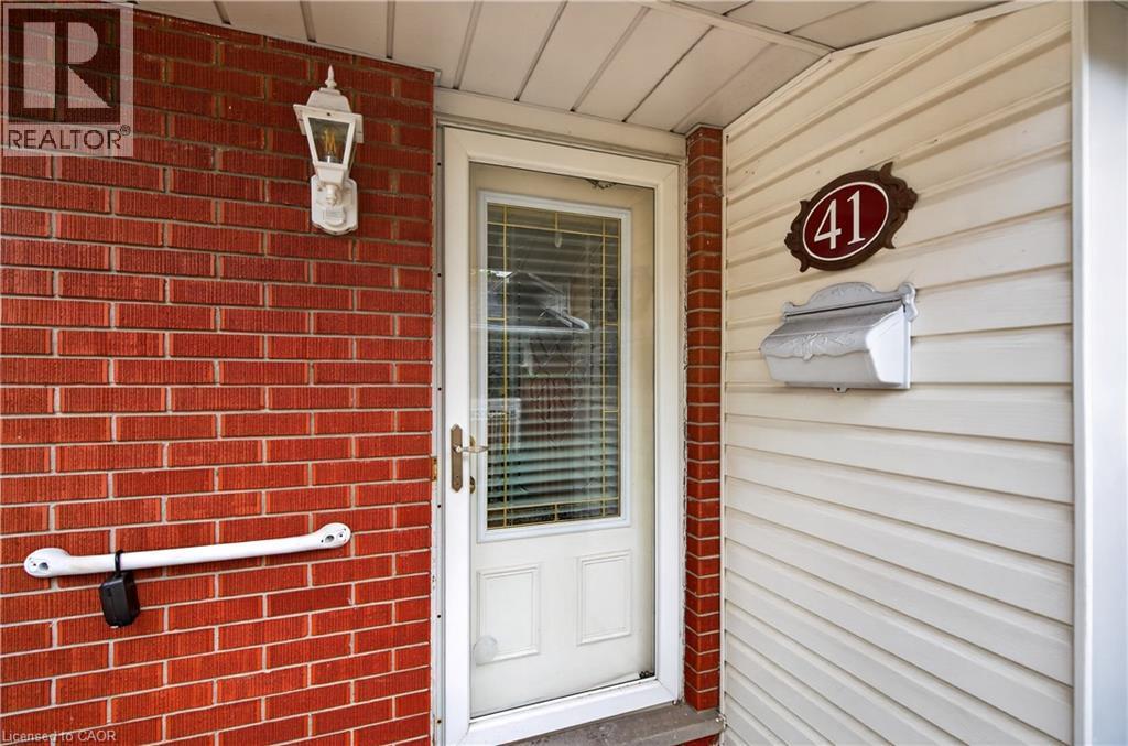 41 Darlington Drive, Hamilton, ON - Outdoor With Exterior