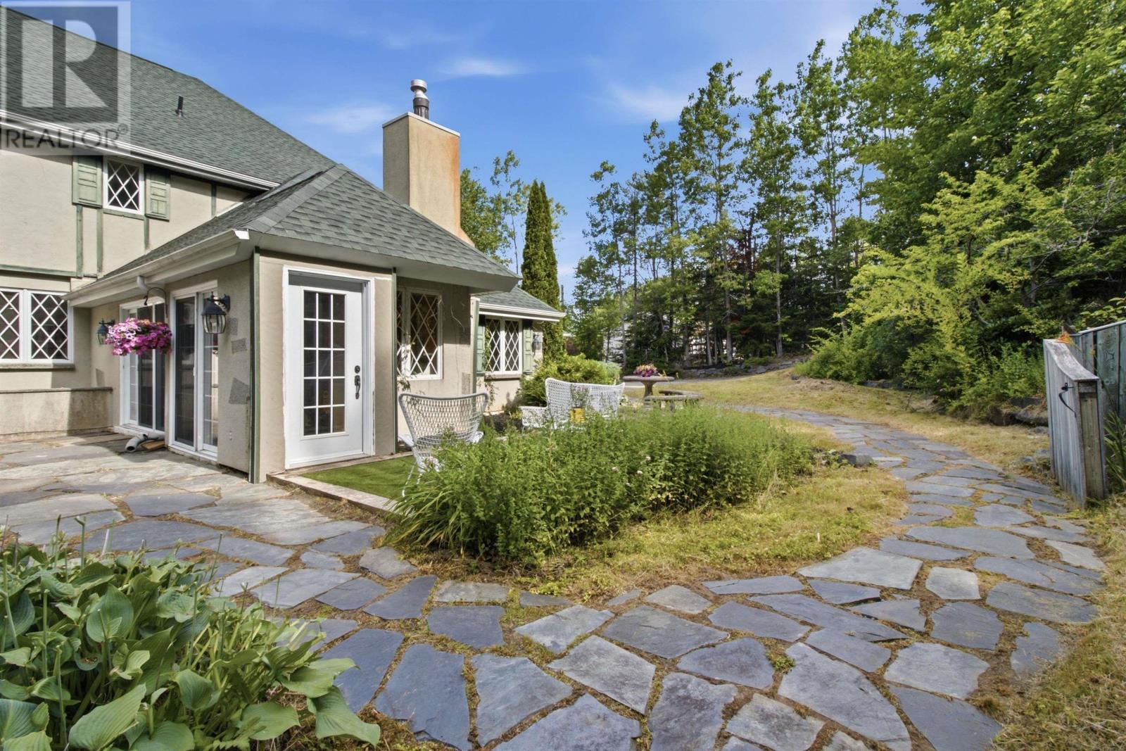 Yard - 43 Karen Avenue, Fall River, NS - Outdoor