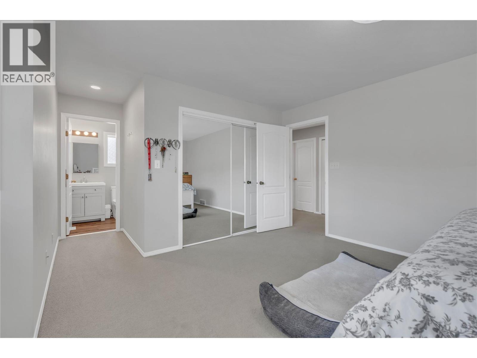 755 Wiseman Place, Naramata, BC - Indoor