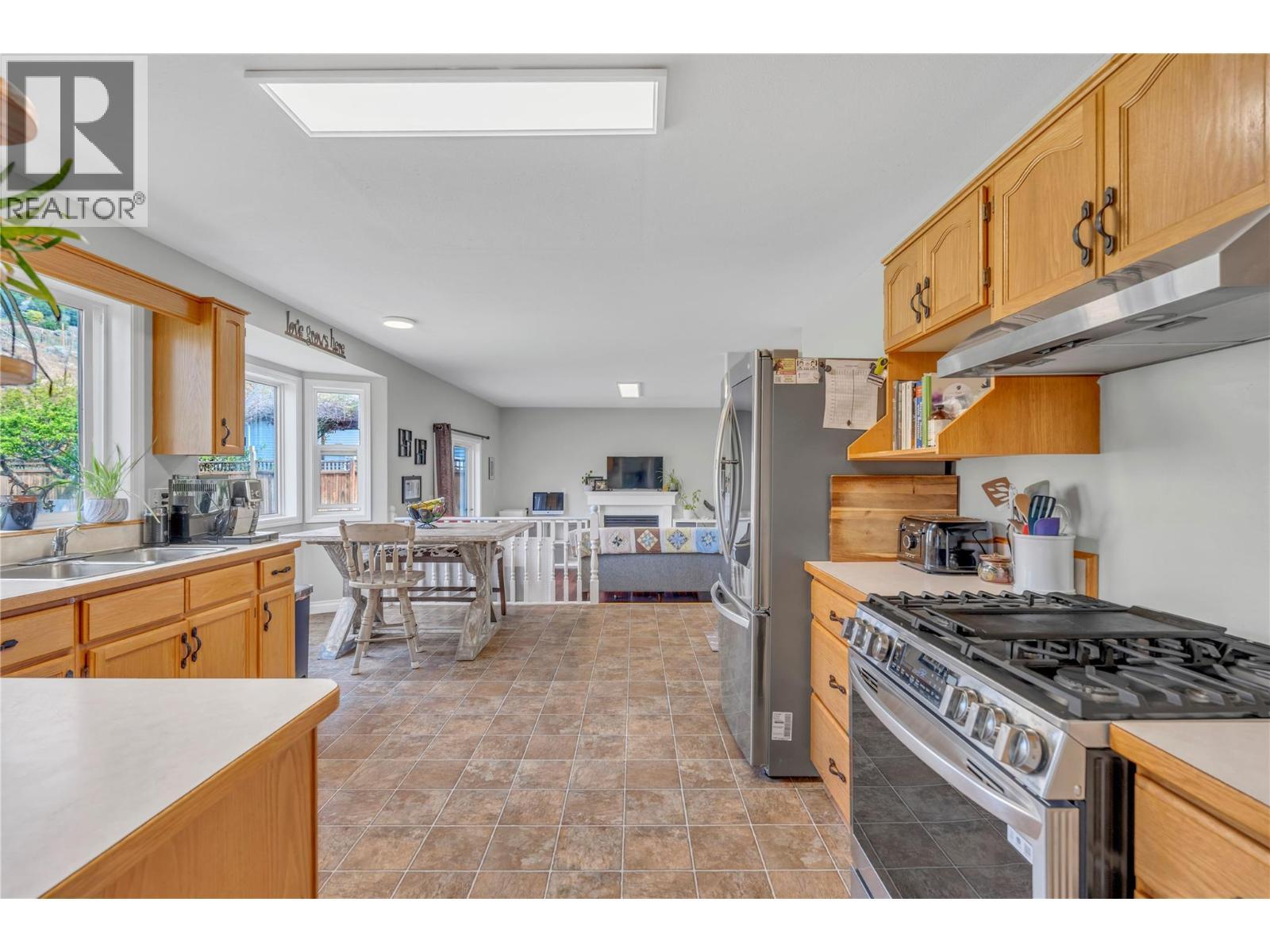 755 Wiseman Place, Naramata, BC - Indoor Photo Showing Kitchen With Double Sink