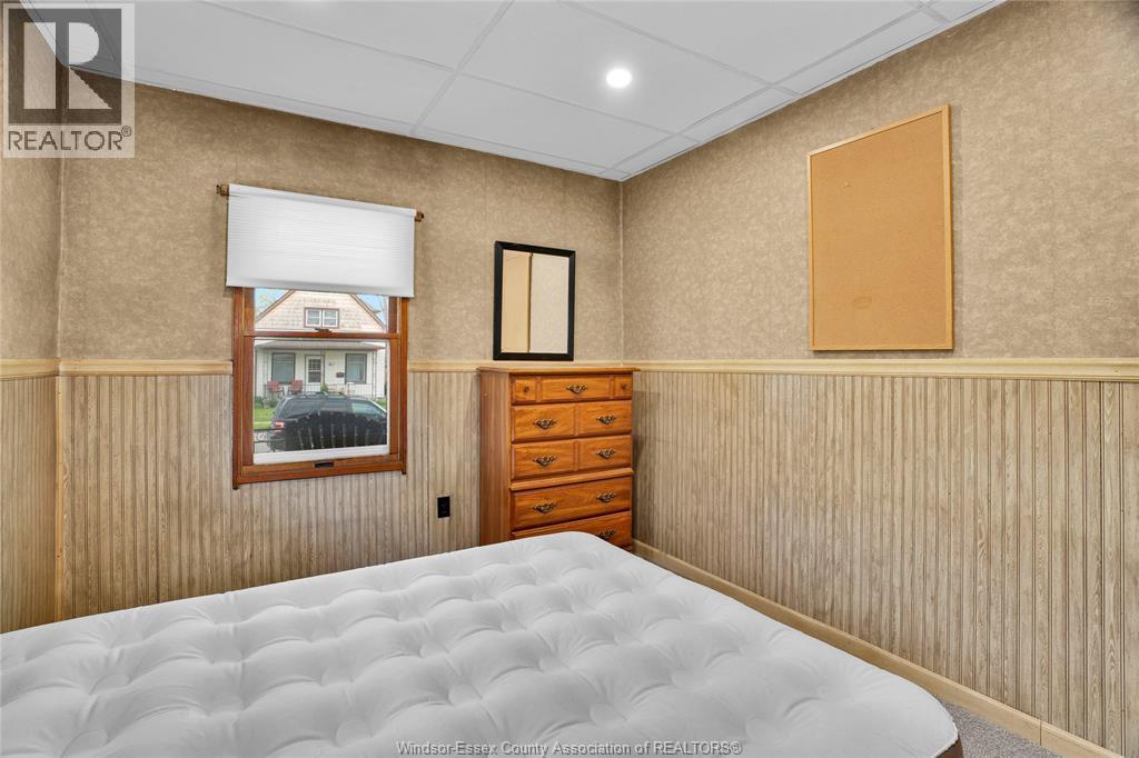 336 Josephine Unit# 2, Windsor, ON - Indoor Photo Showing Bedroom