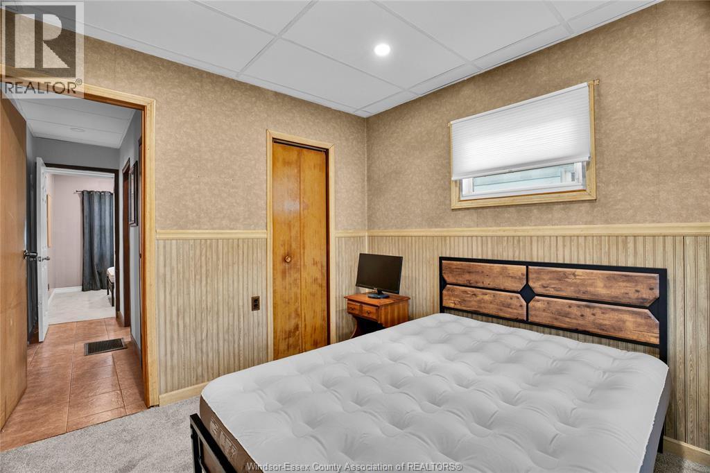 336 Josephine Unit# 2, Windsor, ON - Indoor Photo Showing Bedroom