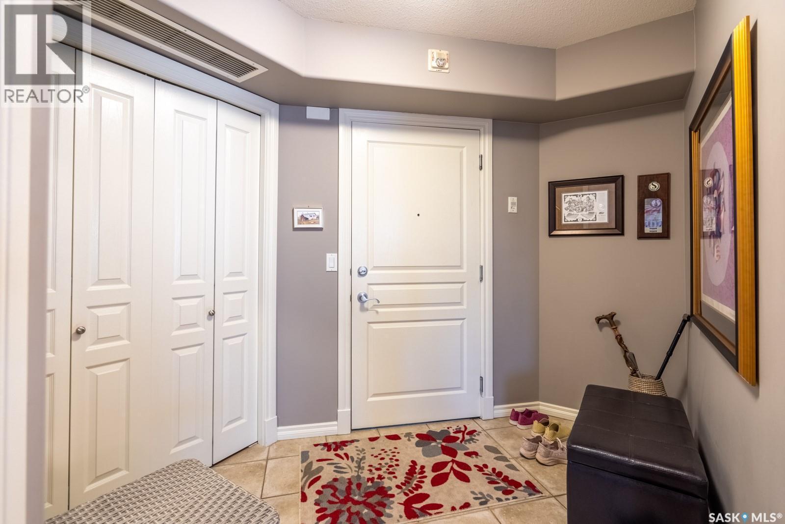 201 3101 Renfrew Crescent E, Regina, SK - Indoor Photo Showing Other Room