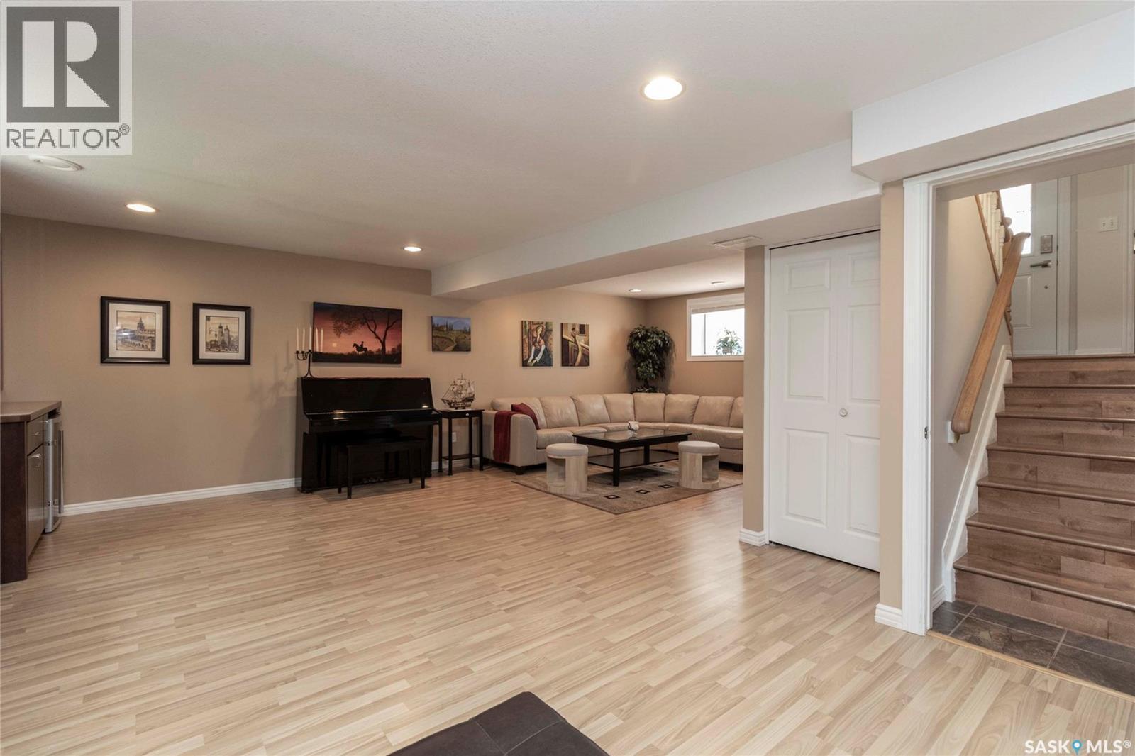 439 Fairbrother Court, Saskatoon, SK - Indoor