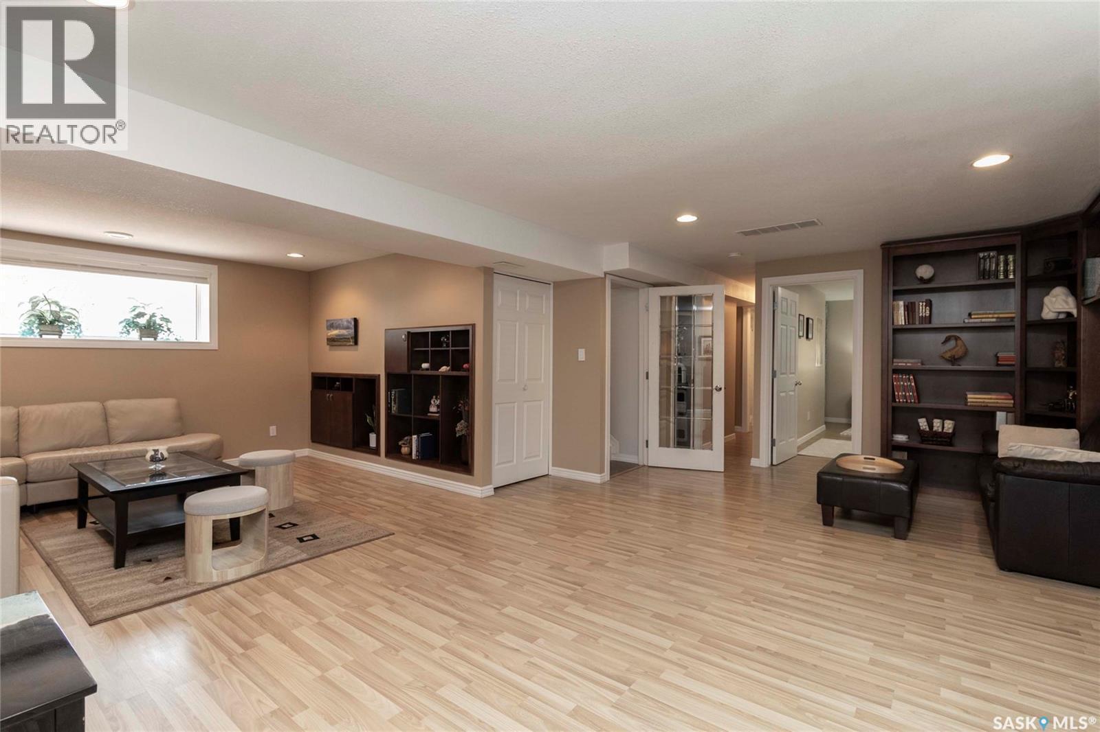 439 Fairbrother Court, Saskatoon, SK - Indoor