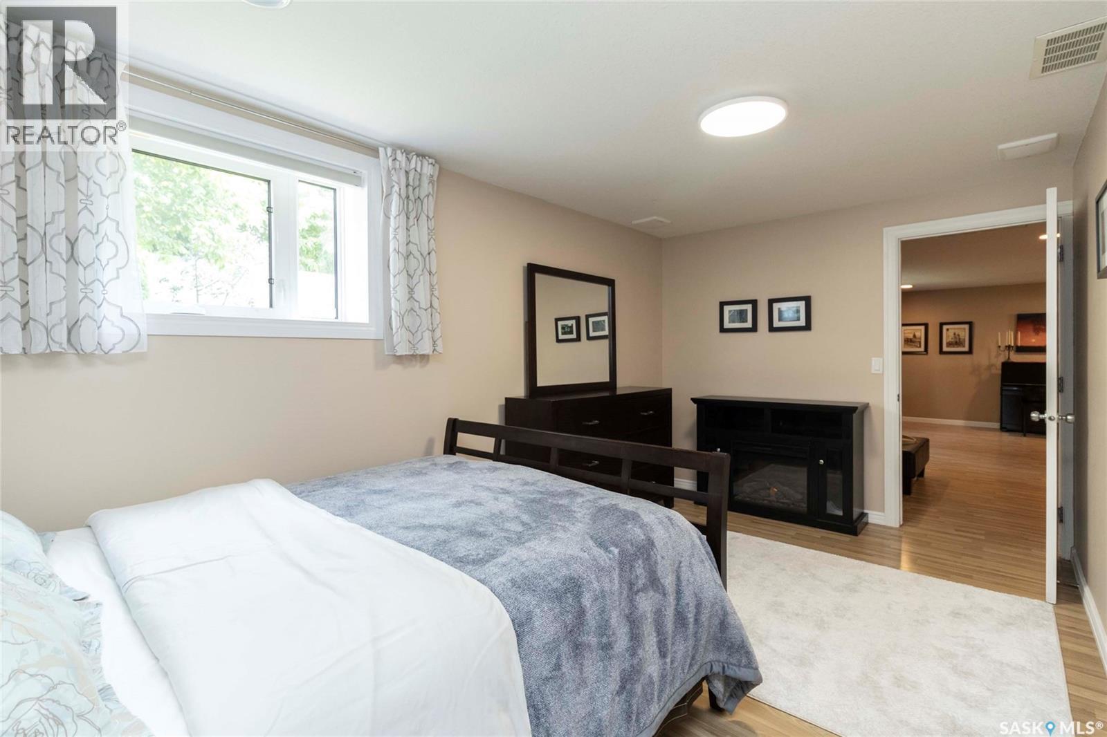 439 Fairbrother Court, Saskatoon, SK - Indoor Photo Showing Bedroom