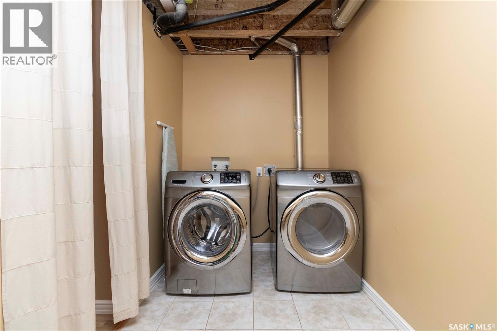 439 Fairbrother Court, Saskatoon, SK - Indoor Photo Showing Laundry Room