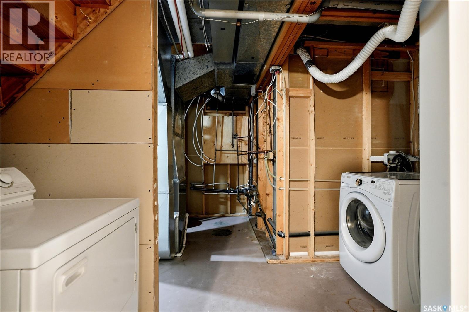 133 113Th Street W, Saskatoon, SK - Indoor Photo Showing Laundry Room