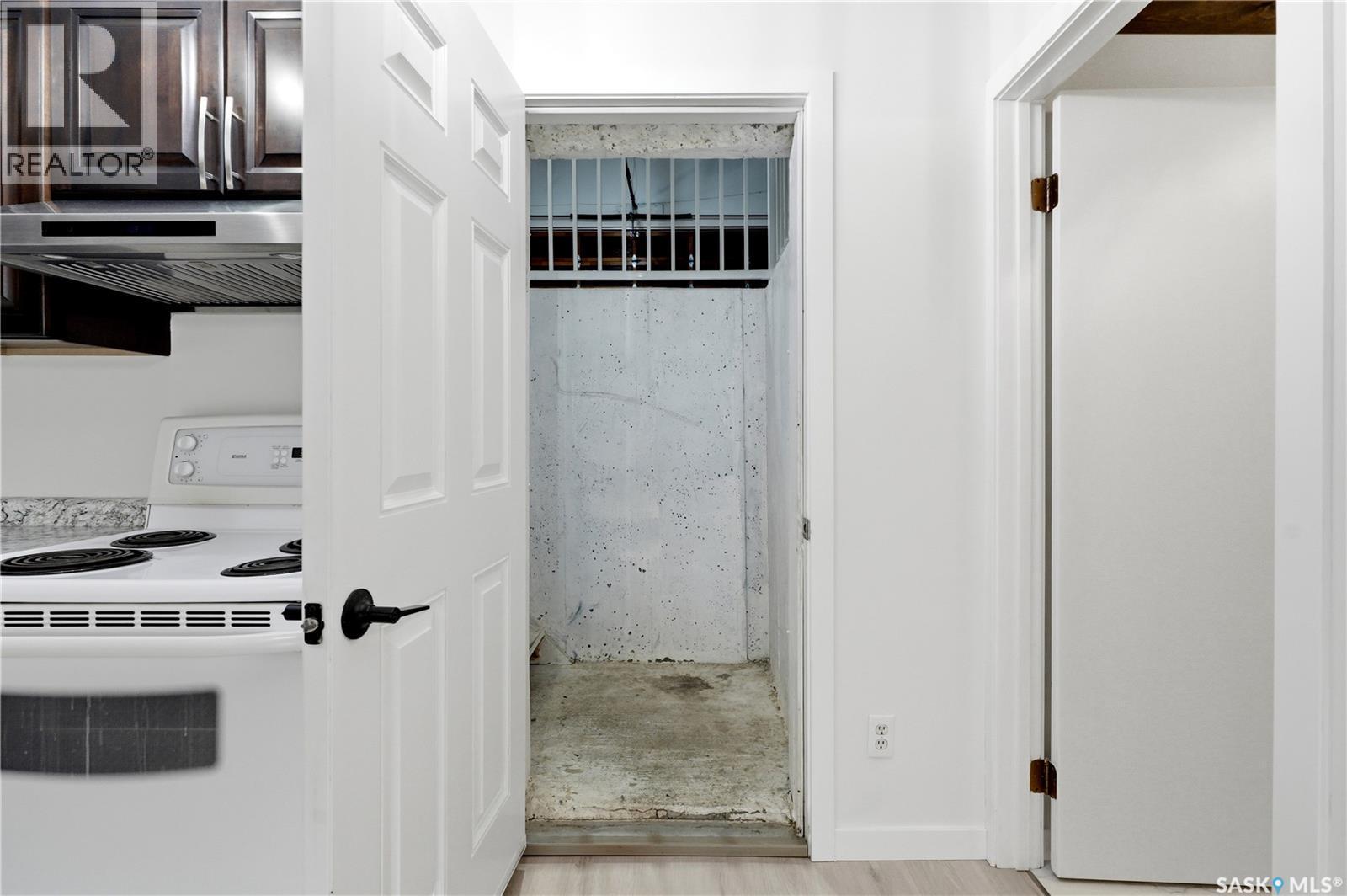 133 113Th Street W, Saskatoon, SK - Indoor Photo Showing Kitchen
