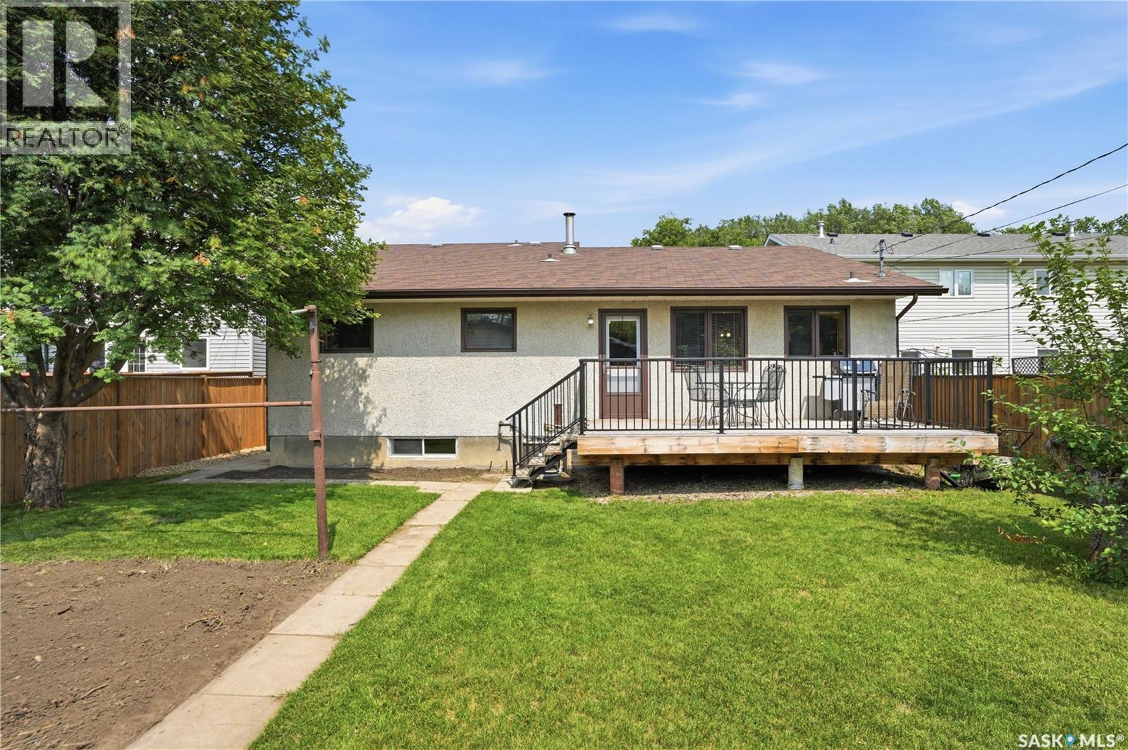 133 113Th Street W, Saskatoon, SK - Outdoor With Deck Patio Veranda