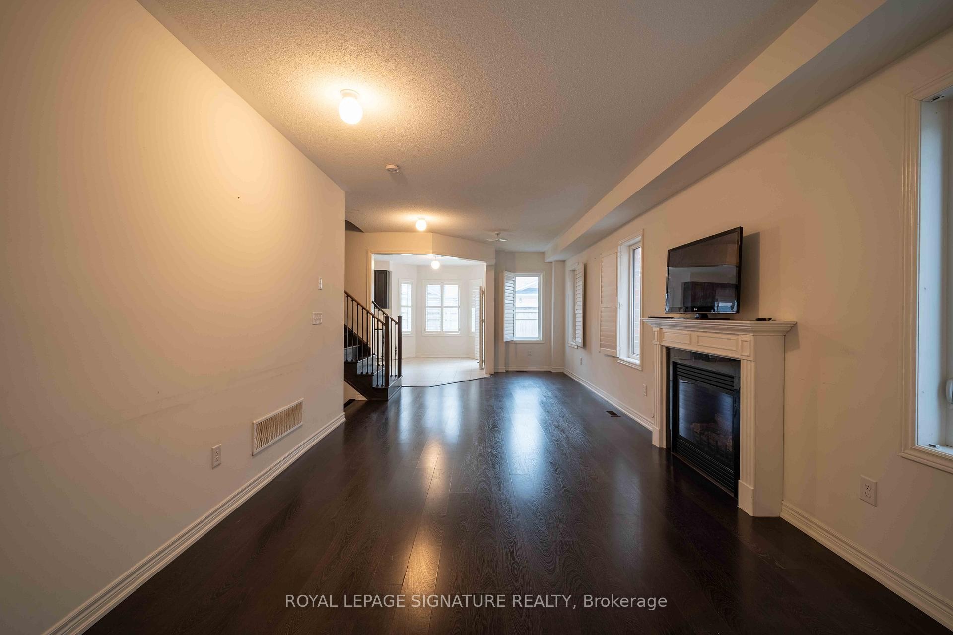 5570 Meadowcrest Avenue, Mississauga, ON