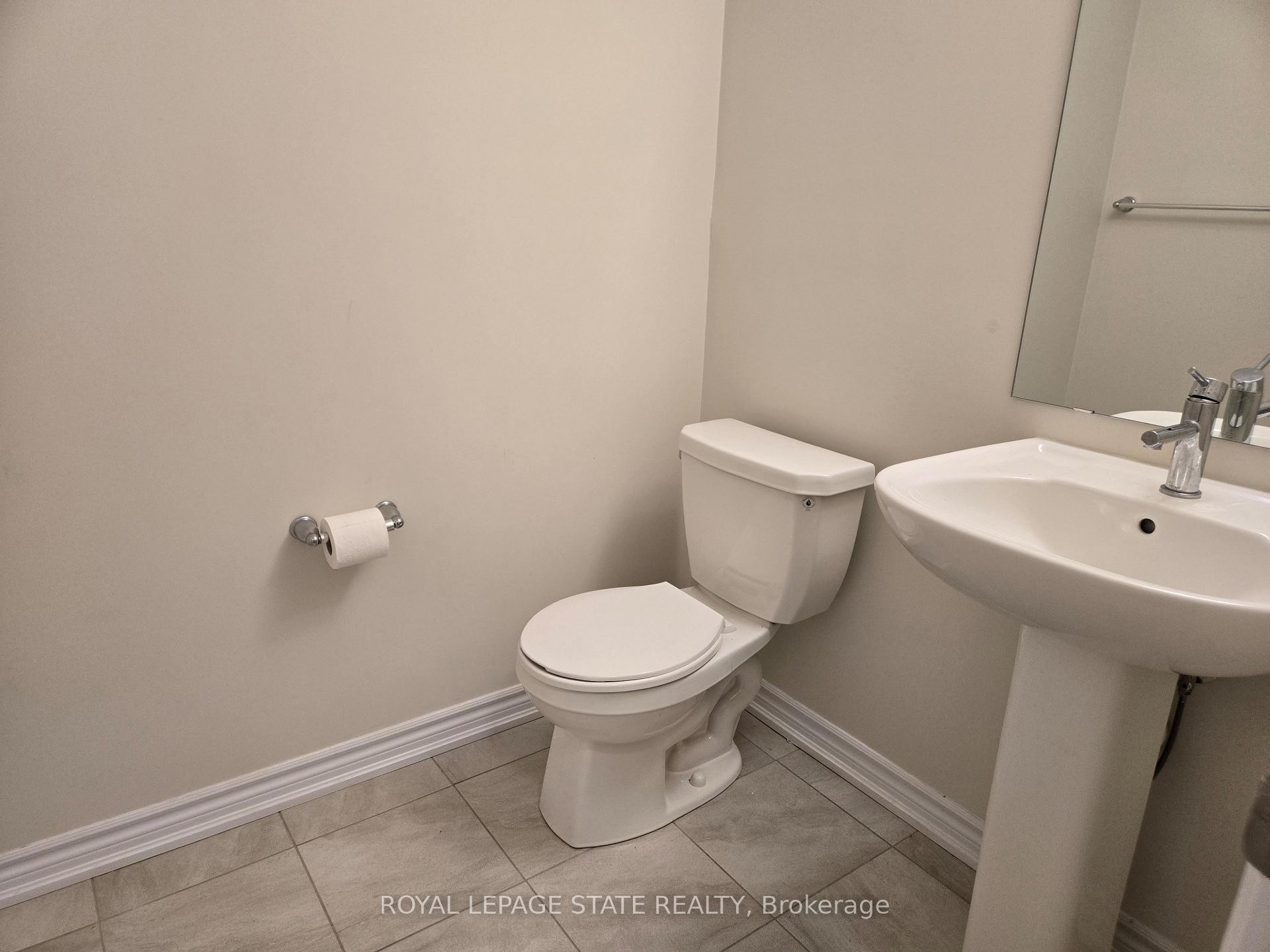 395 Barker Parkway, Thorold, ON - Indoor Photo Showing Bathroom