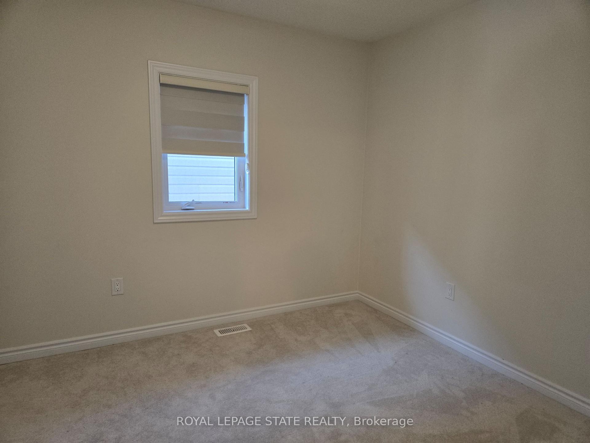 395 Barker Parkway, Thorold, ON - Indoor Photo Showing Other Room