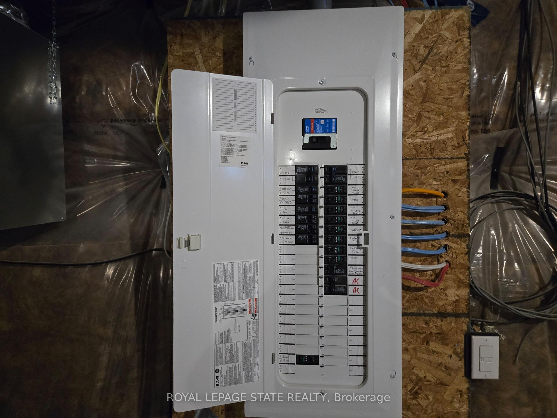 395 Barker Parkway, Thorold, ON - Indoor