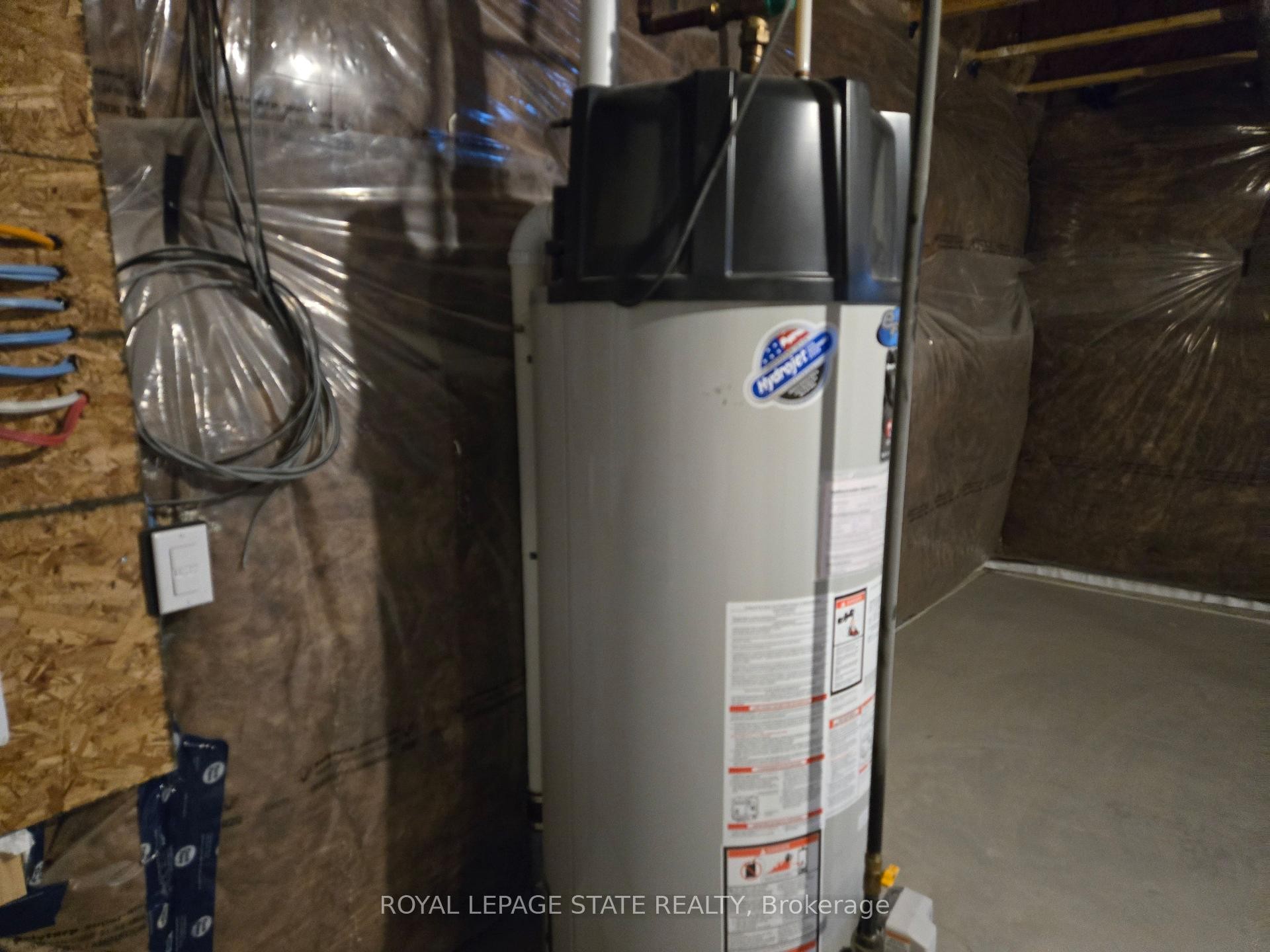 395 Barker Parkway, Thorold, ON - Indoor Photo Showing Basement