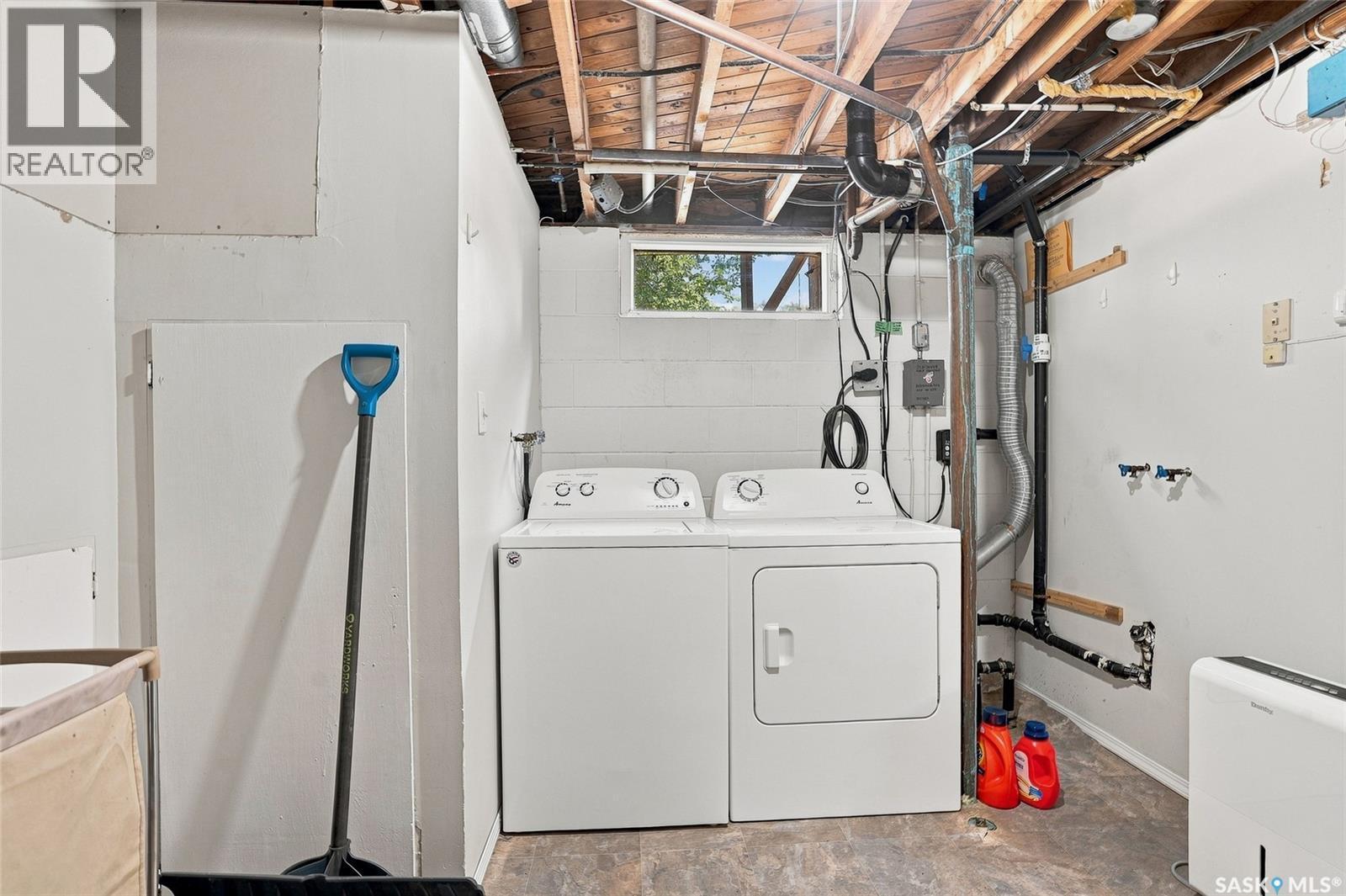 Highway 16 Acreage, Blucher Rm No. 343, SK - Indoor Photo Showing Laundry Room