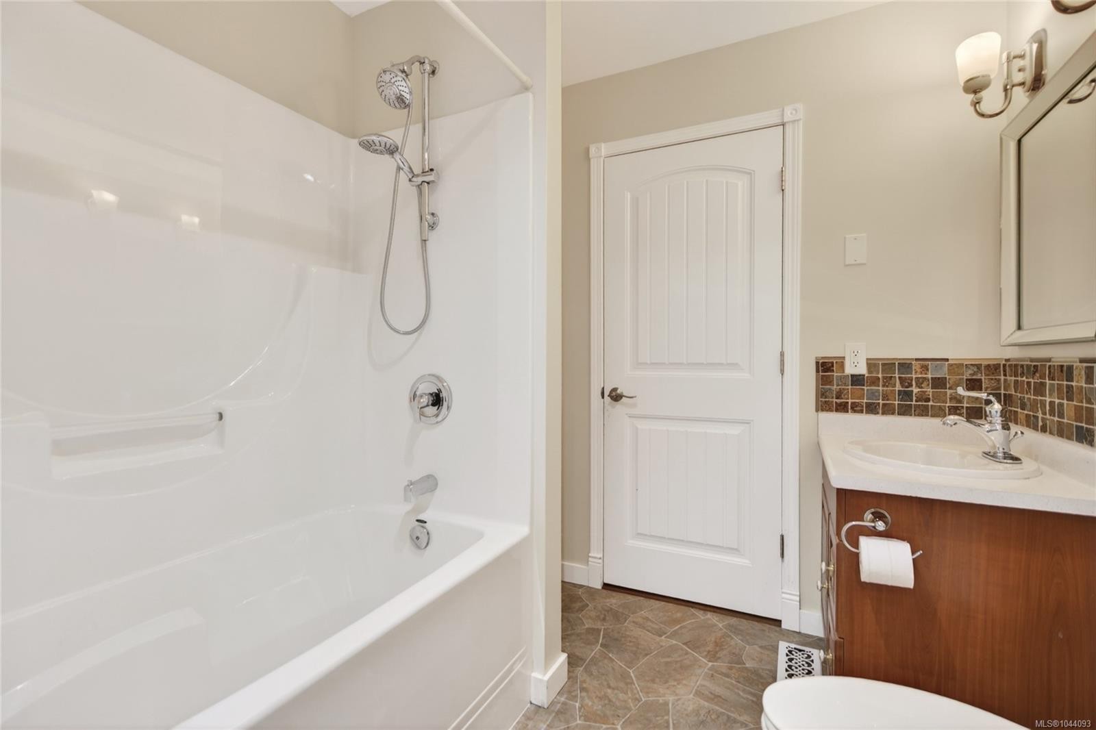 1764 Anderton Rd, Comox, BC
