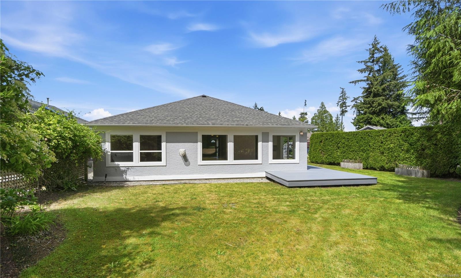 1325 Leeward Way, Qualicum Beach, BC