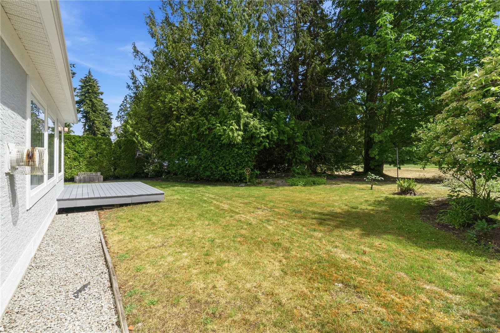 1325 Leeward Way, Qualicum Beach, BC