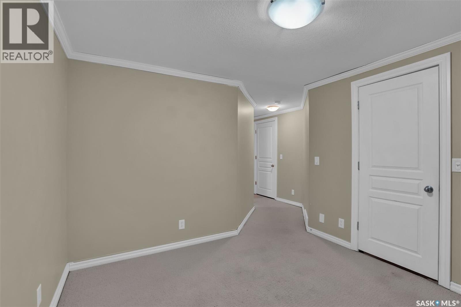 3876 Robinson Street, Regina, SK - Indoor Photo Showing Other Room
