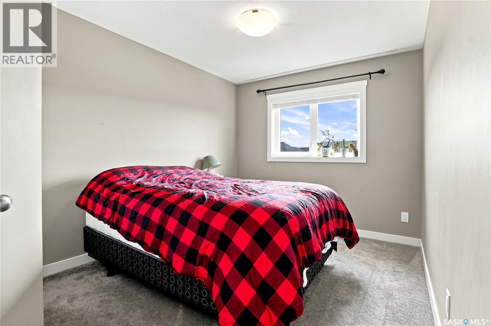 213 Rajput Way, Saskatoon, SK - Indoor Photo Showing Bedroom