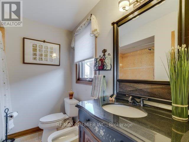 29 Carmen Crescent, Vaughan, ON - Indoor Photo Showing Bathroom
