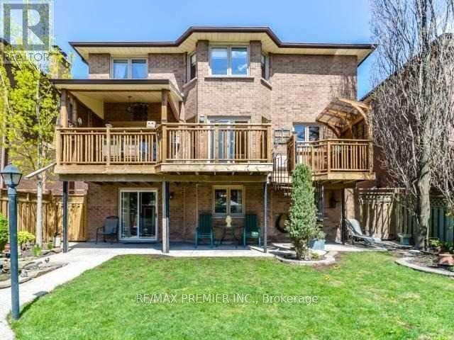 29 Carmen Crescent, Vaughan, ON - Outdoor With Deck Patio Veranda