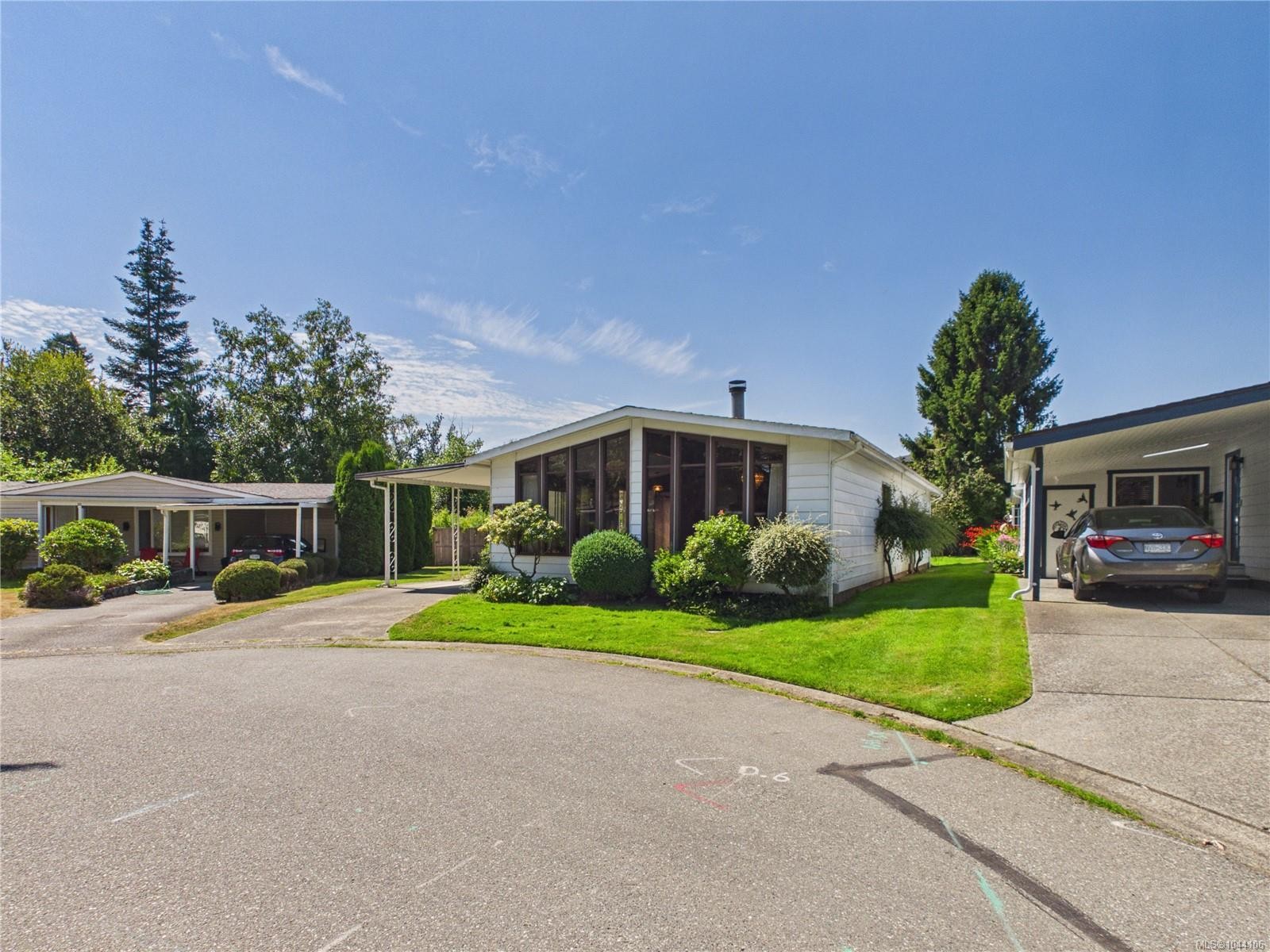 9320 Trailcreek Dr, Sidney, BC