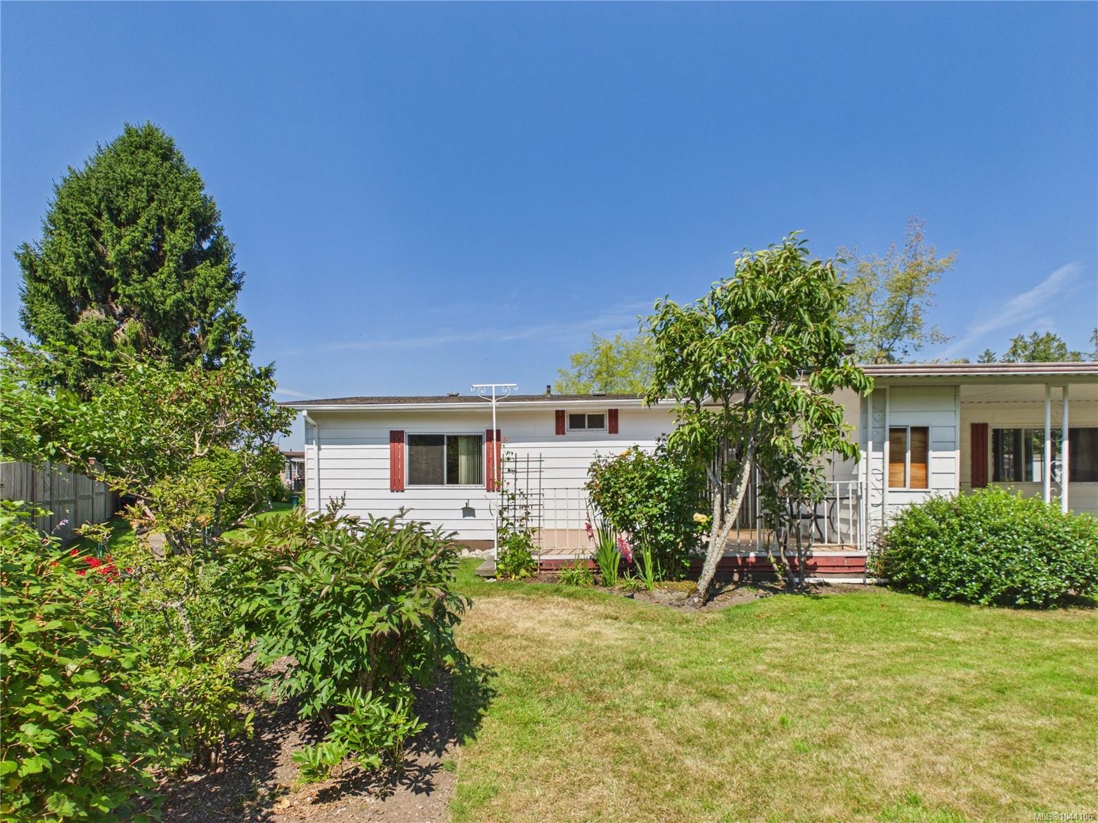 9320 Trailcreek Dr, Sidney, BC