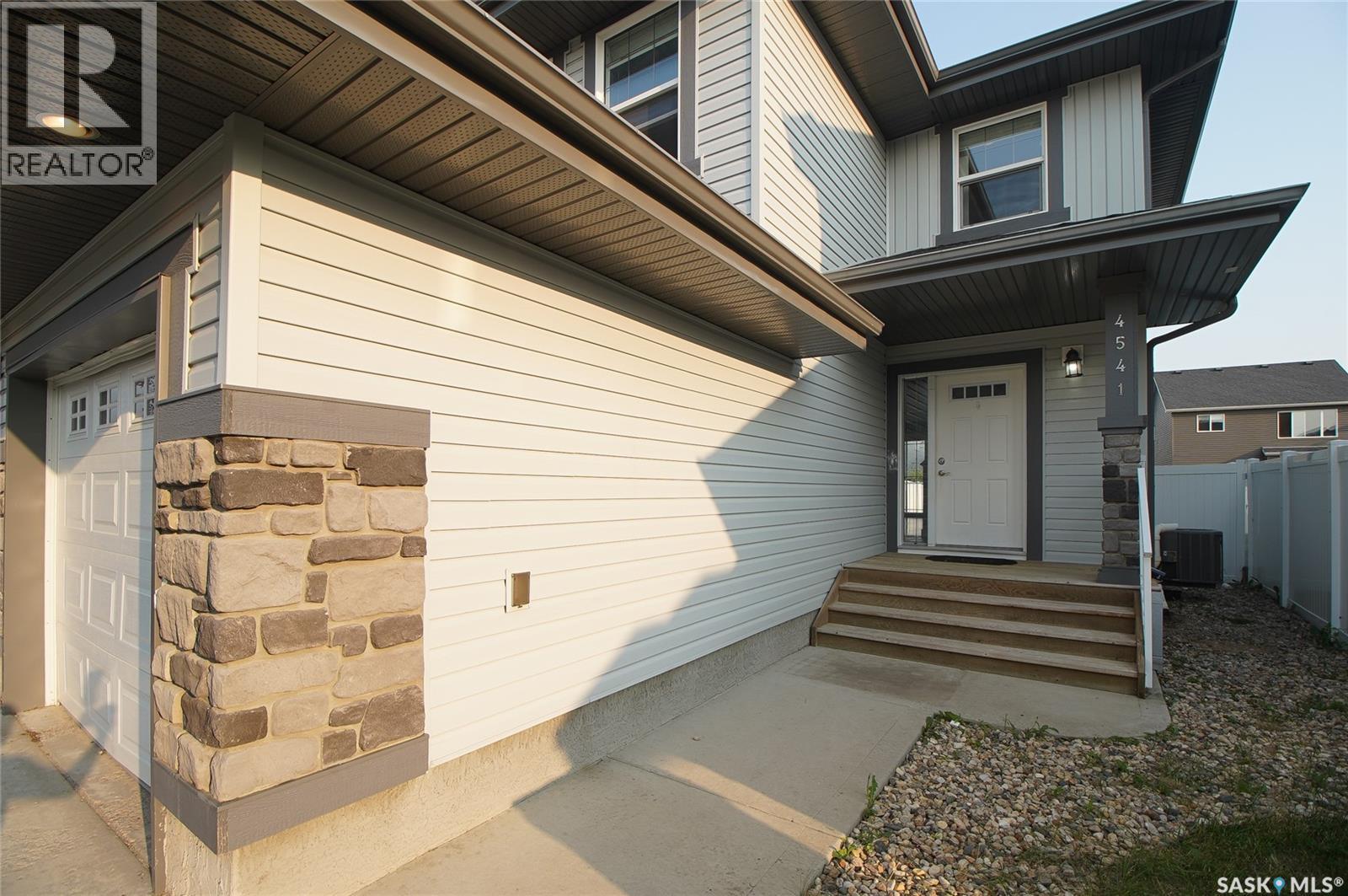 4541 Green Rock Road, Regina, SK - Outdoor With Exterior
