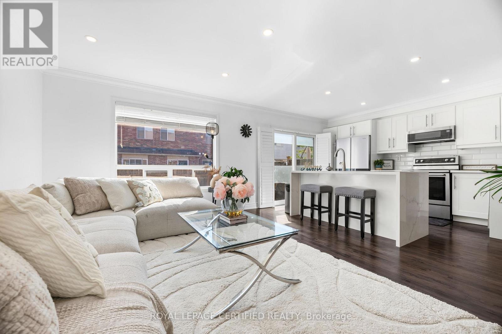 938 Burrows Gate, Milton, ON - Indoor