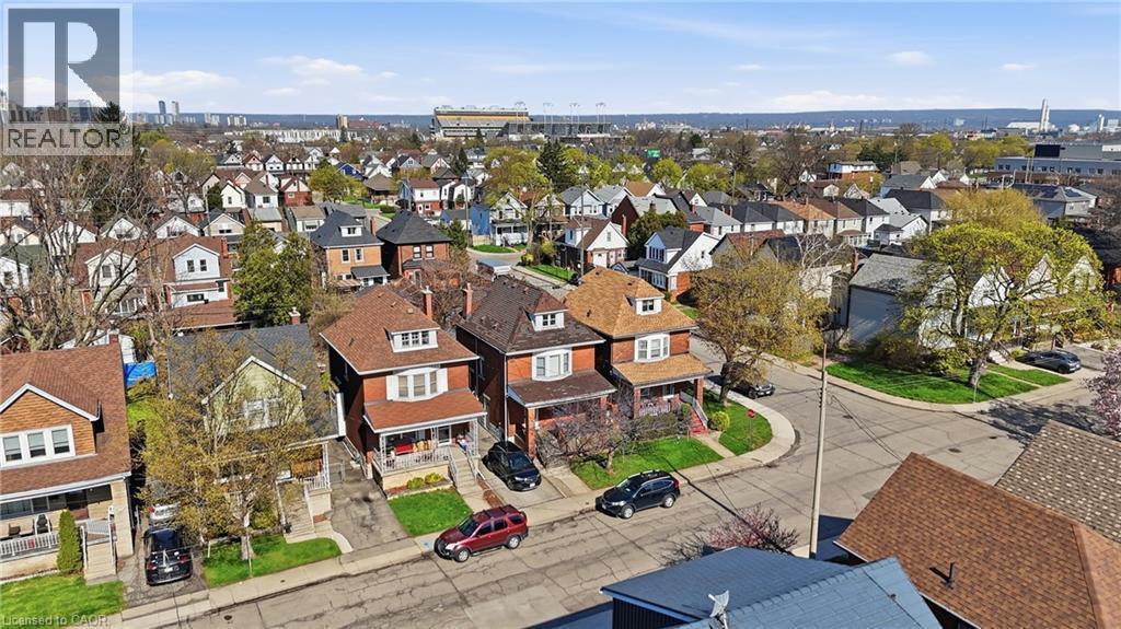 115 Kensington Avenue N, Hamilton, ON - Outdoor