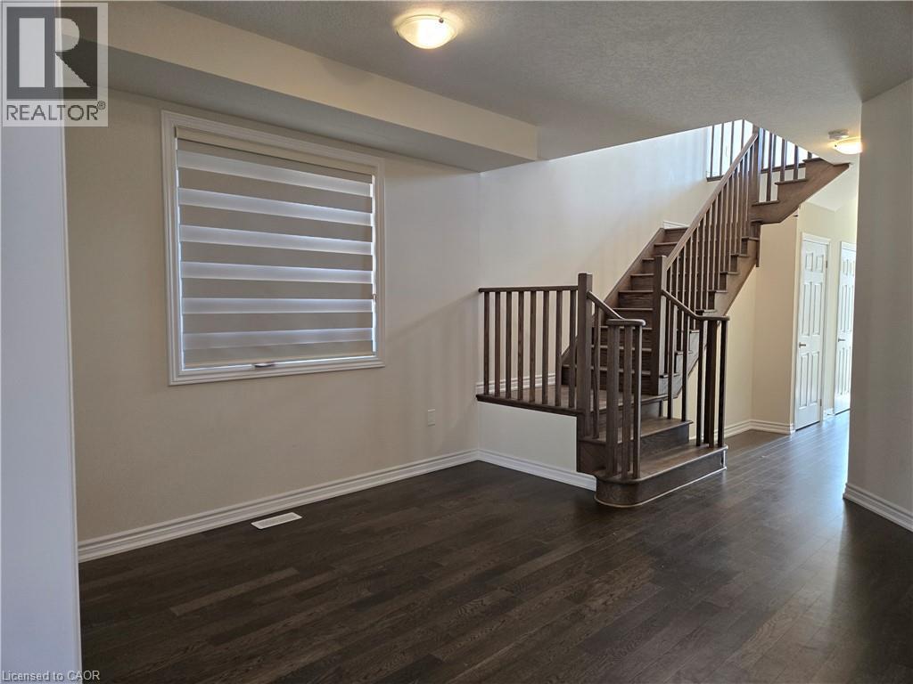 395 Barker Parkway, Thorold, ON - Indoor Photo Showing Other Room