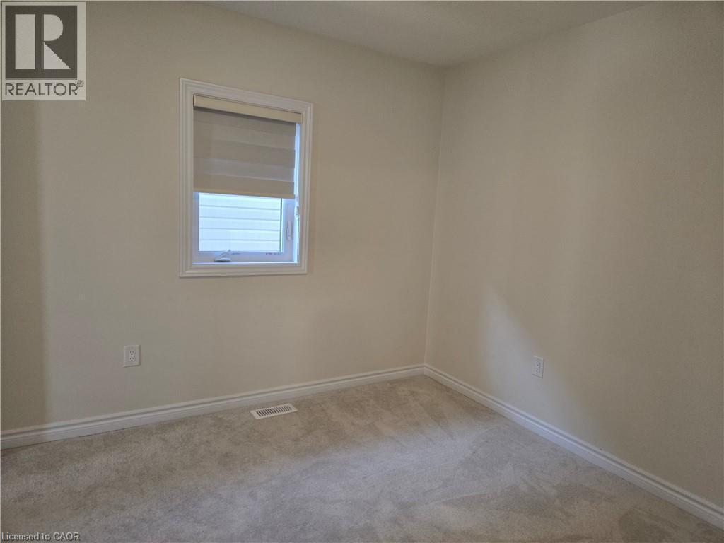 395 Barker Parkway, Thorold, ON - Indoor Photo Showing Other Room