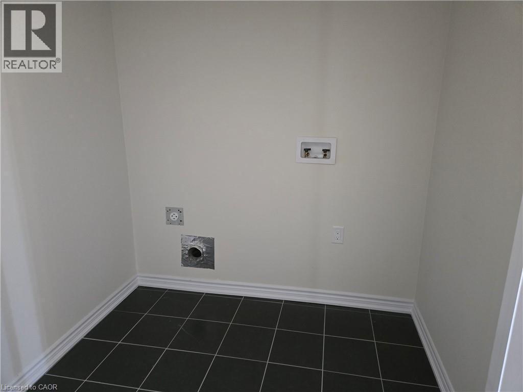 395 Barker Parkway, Thorold, ON - Indoor Photo Showing Other Room