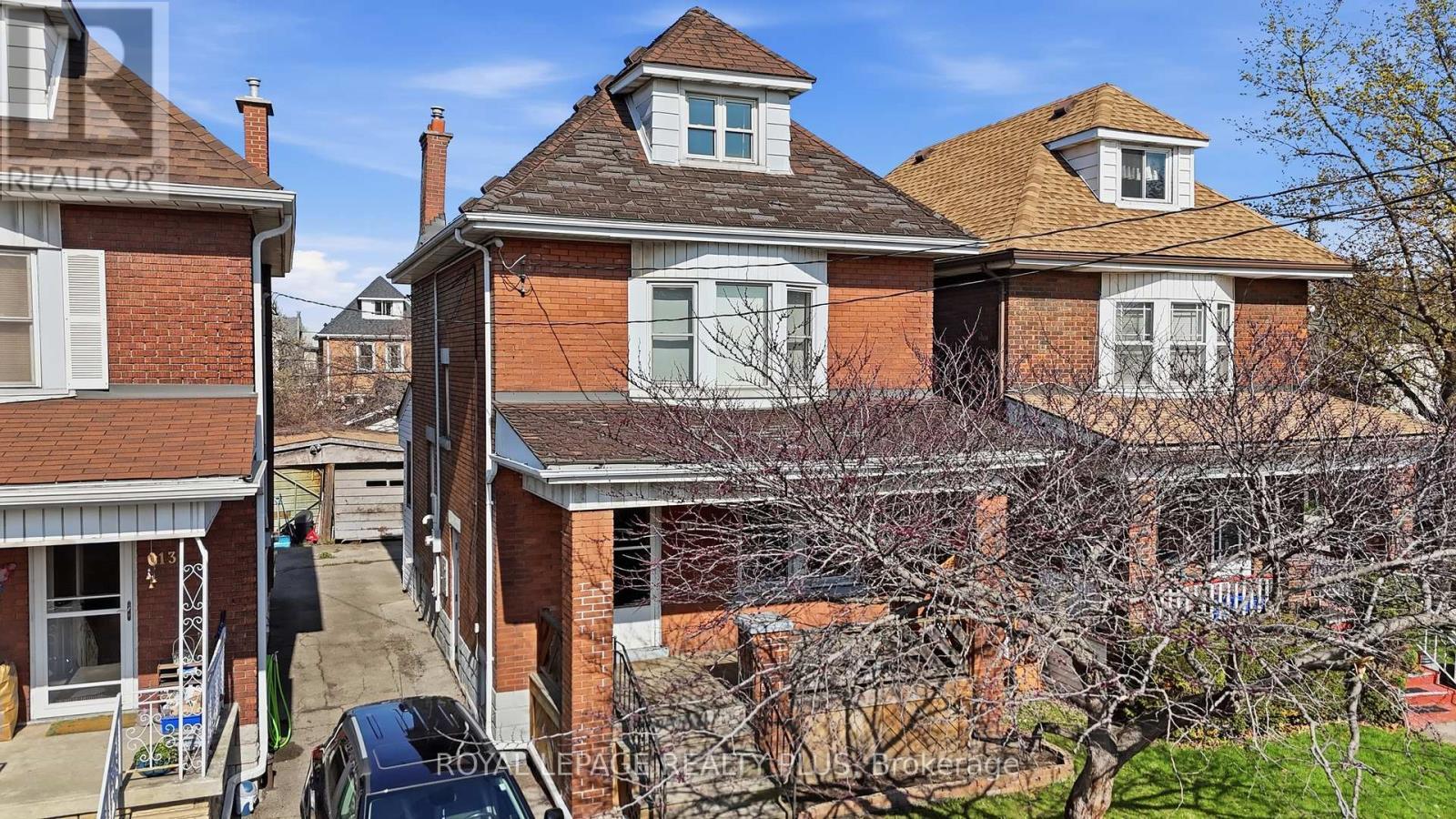 115 Kensington Avenue N, Hamilton, ON - Outdoor