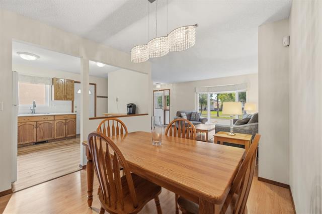 1186 Devonshire Dr, Winnipeg, MB