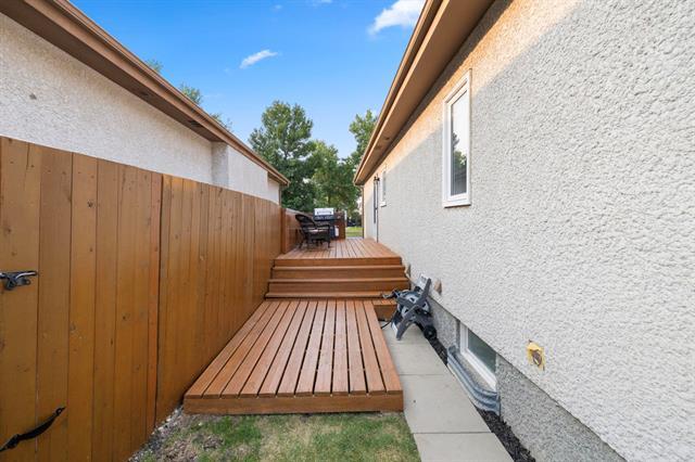 1186 Devonshire Dr, Winnipeg, MB