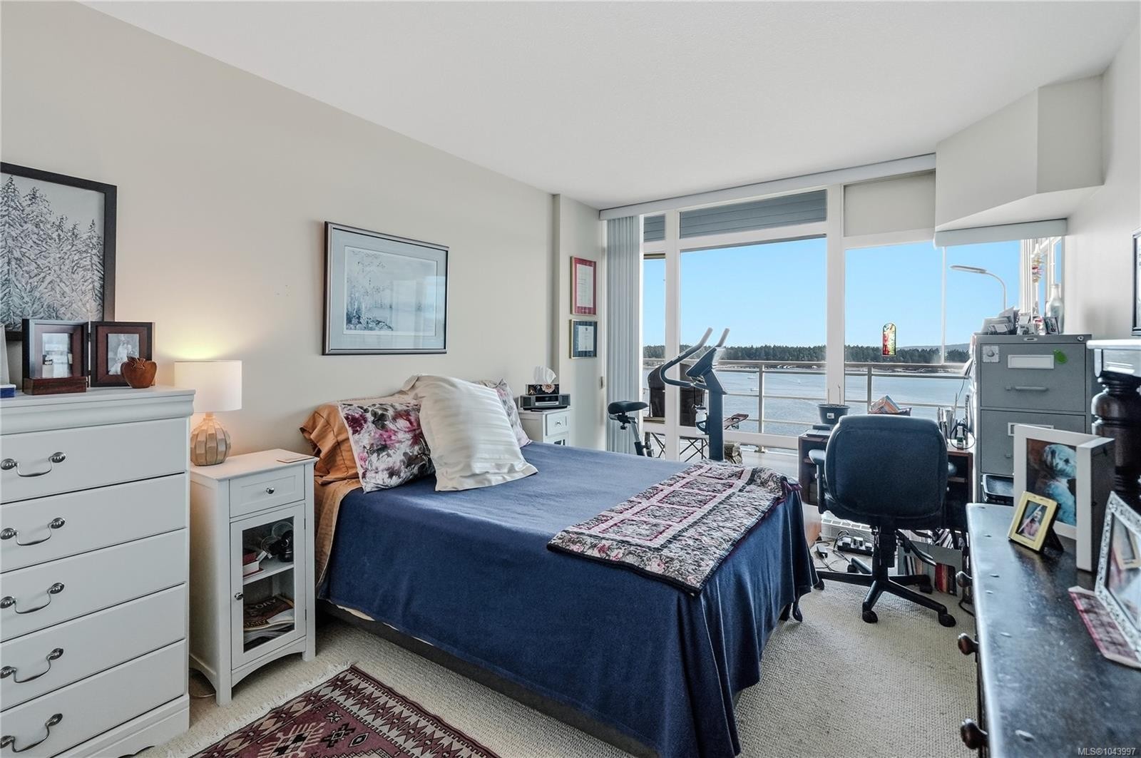 #1106-38 Front St, Nanaimo, BC - Indoor Photo Showing Bedroom