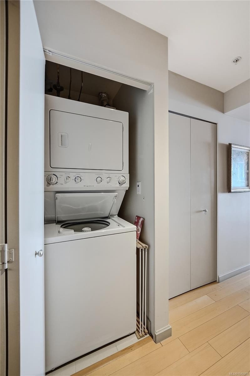 #1106-38 Front St, Nanaimo, BC - Indoor Photo Showing Laundry Room