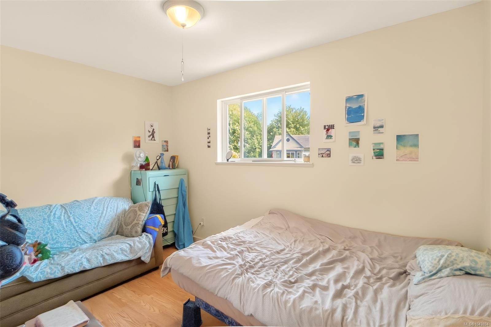 #B-330 Lone Cone Rd, Tofino, BC - Indoor Photo Showing Bedroom
