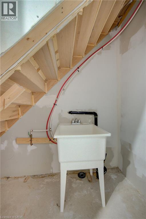 911 Apple Hill Lane, Kitchener, ON - Indoor