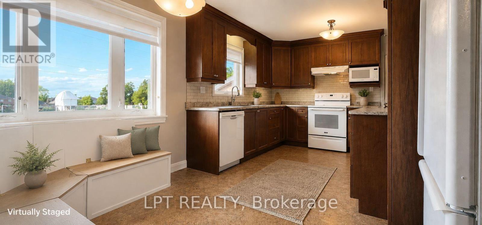 585 Mapleview Drive E, Barrie, ON
