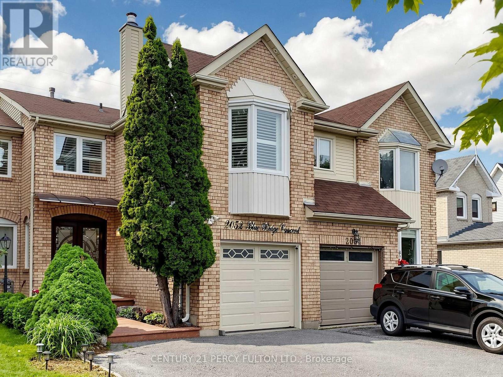 Front of House - 2052 Blue Ridge Crescent, Pickering, ON - Outdoor