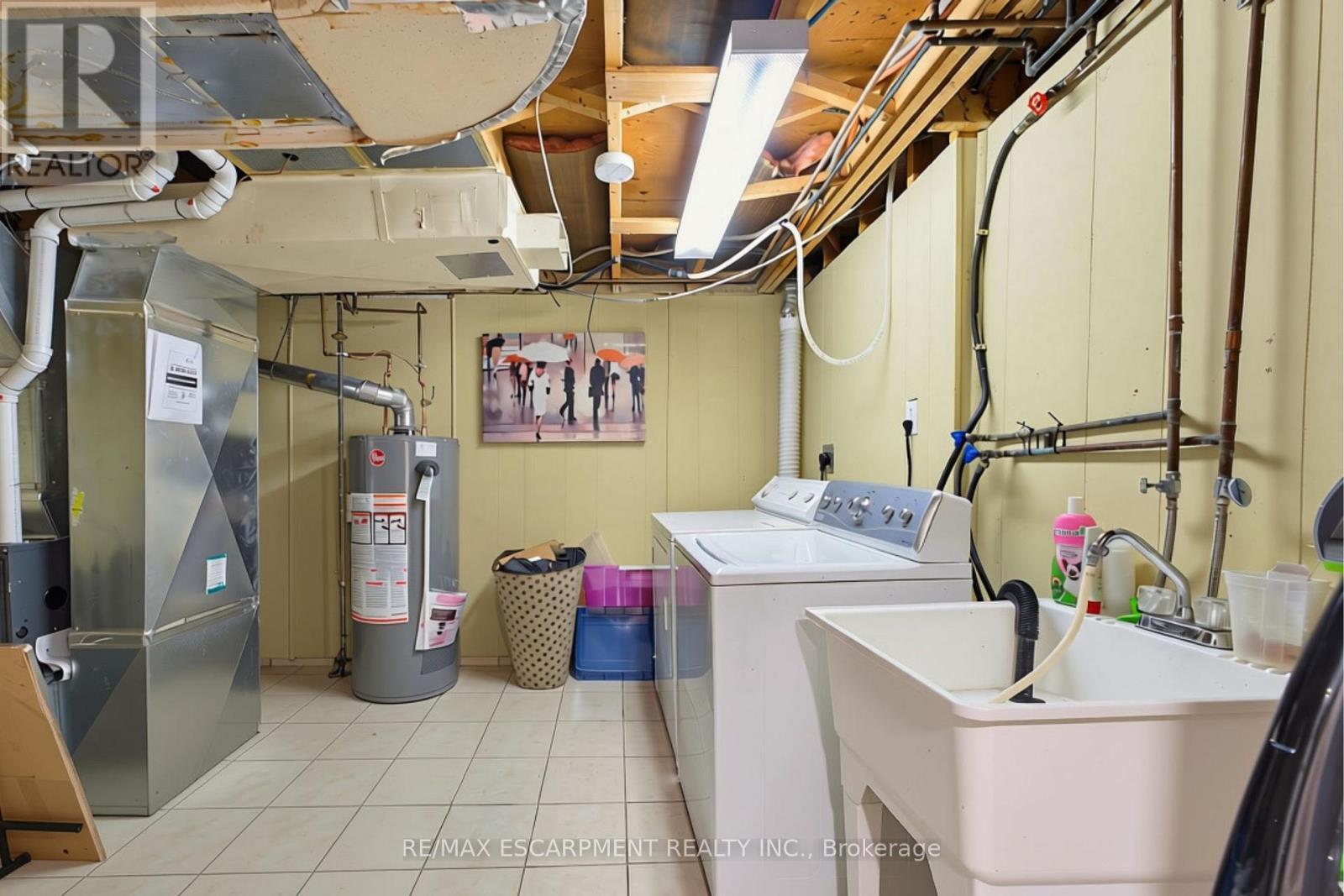 620 Forestwood Crescent, Burlington, ON - Indoor Photo Showing Laundry Room