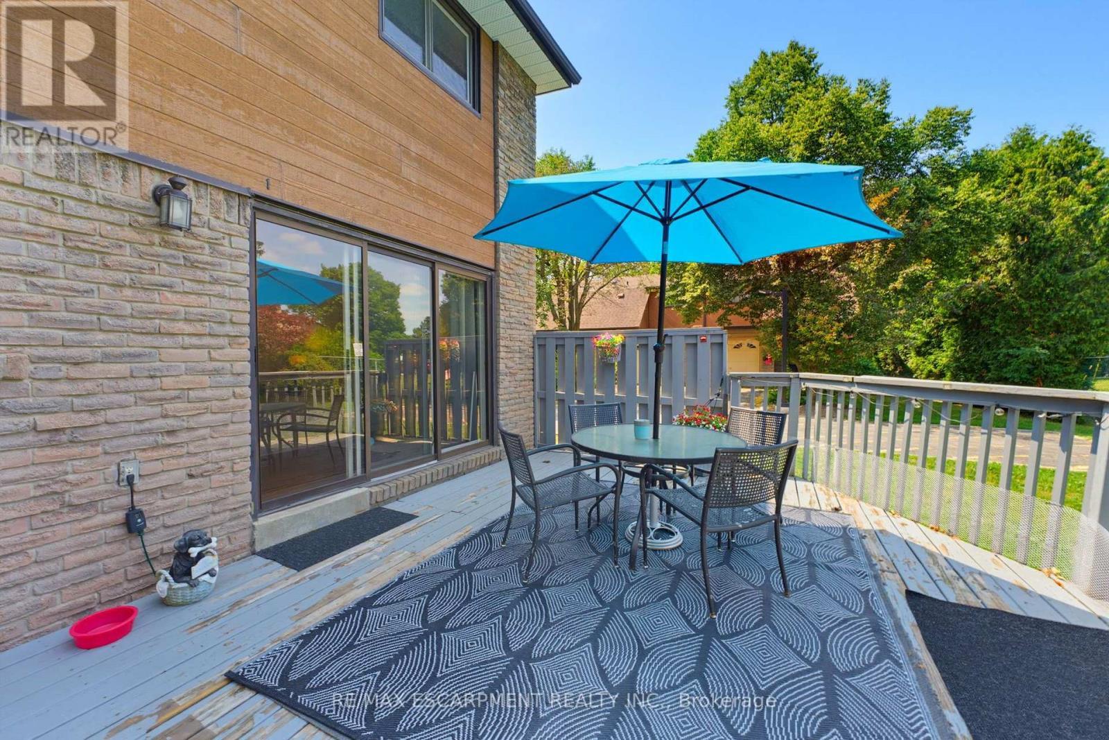 620 Forestwood Crescent, Burlington, ON - Outdoor With Deck Patio Veranda With Exterior