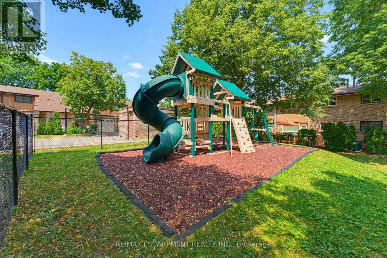 620 Forestwood Crescent, Burlington, ON - Outdoor