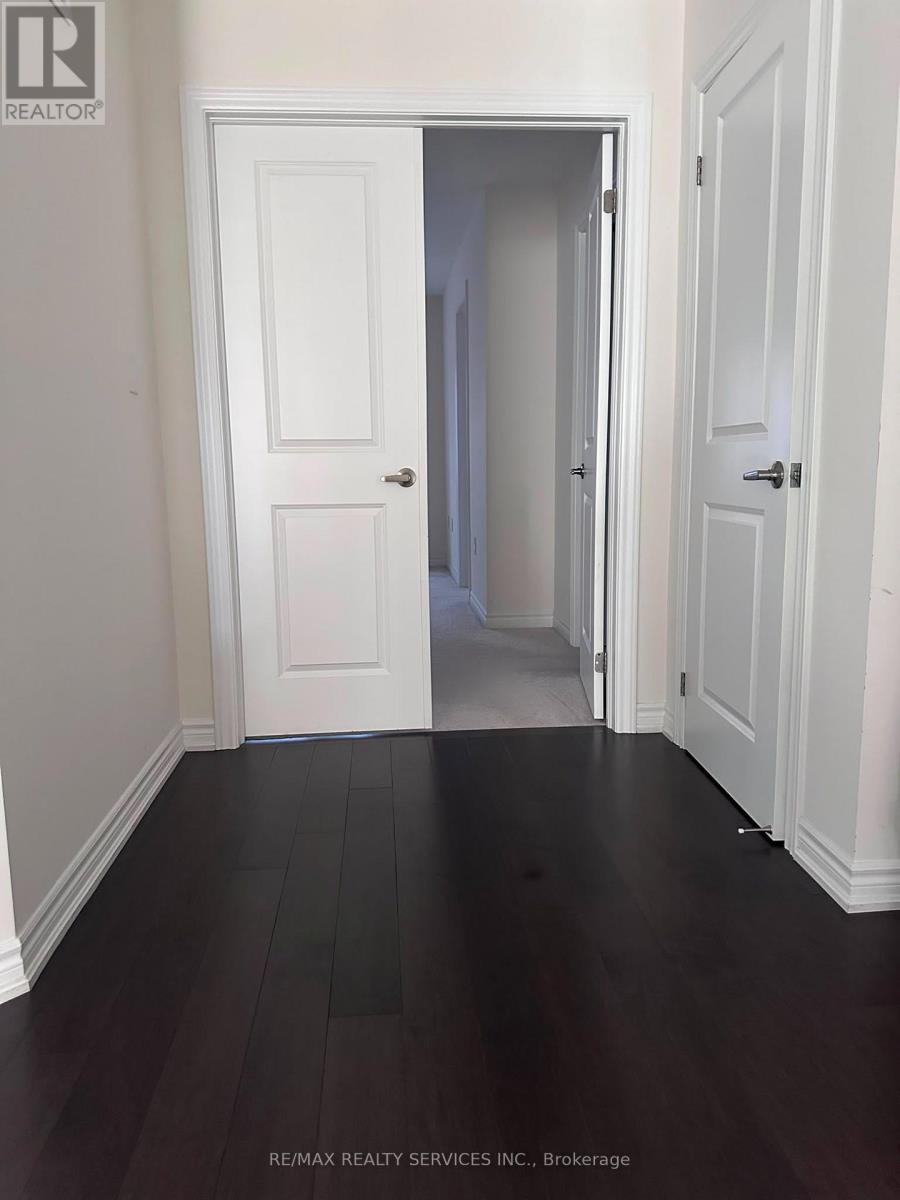 92 Folgate Crescent, Brampton, ON - Indoor Photo Showing Other Room
