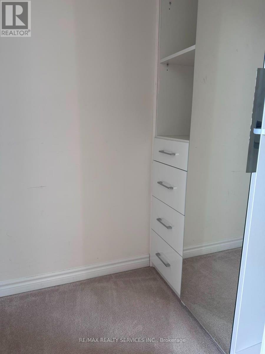 92 Folgate Crescent, Brampton, ON - Indoor Photo Showing Other Room